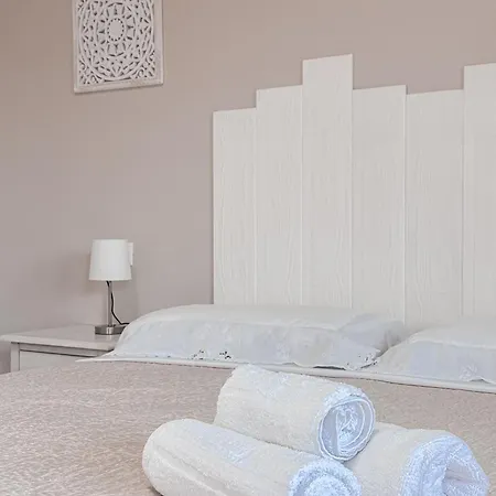 Il Rifugio Delle Allodole לינה וארוחת בוקר לפוראנו