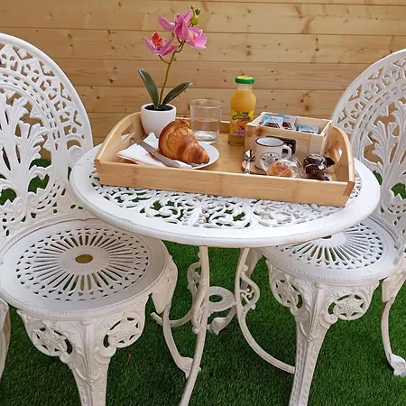 לינה וארוחת בוקר Il Rifugio Delle Allodole לפוראנו